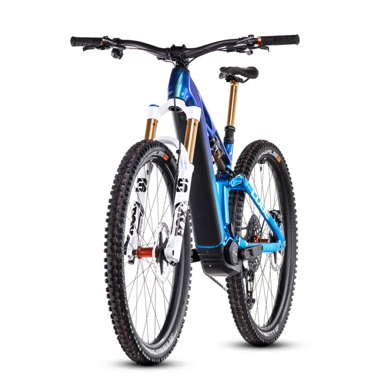 2025 Cube Stereo Hybrid One44 HPC AT eMTB in Actionteam-4